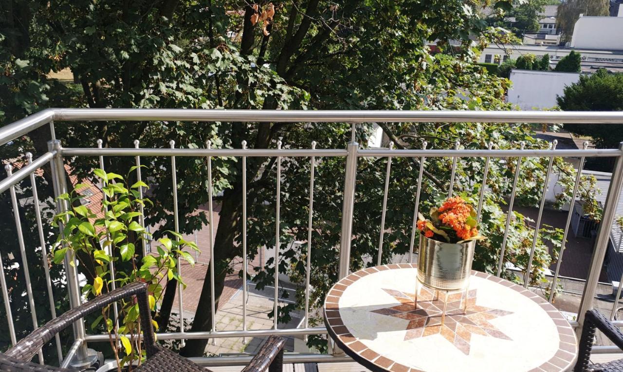 Moderne Zweizimmerwohnung เอสเซน ภายนอก รูปภาพ
